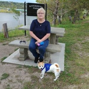 Meet your Posher, Rita